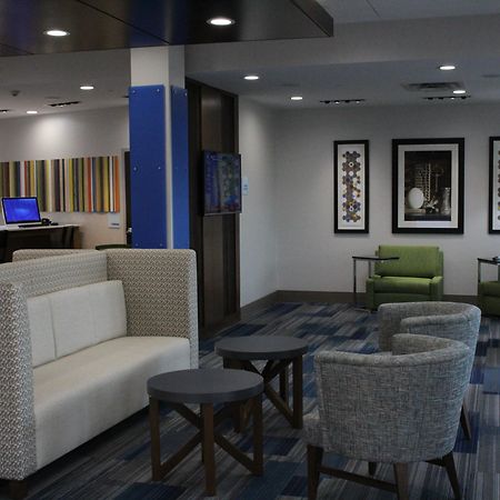 Holiday Inn Express & Suites - Milledgeville, An Ihg Hotel Екстериор снимка